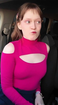 I Didn’t Have Any Cash, so I Had to Suck off the Driver and Swallow His Cum!