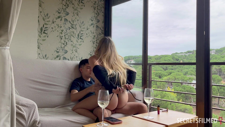 SecretsFilmed: На вулиці було хмарно, тому ми весь день трахалися вдома