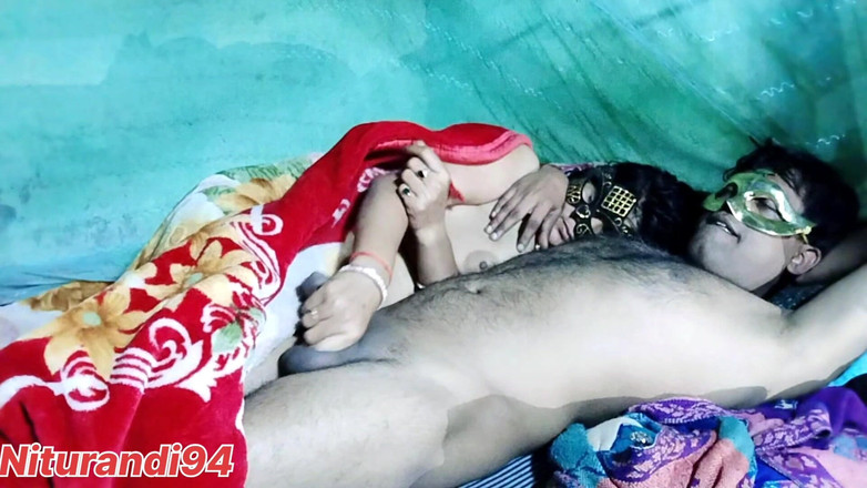 NituRandi94: Hintli üvey anne ve üvey oğlu seks