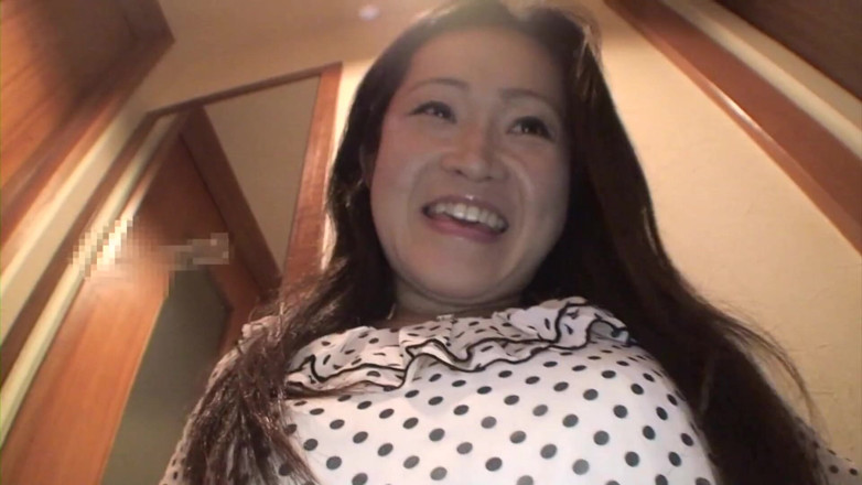 Japan Lust: 쪼이는 털이 무성한 보지를 정액으로 채우는 일본 밀프