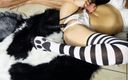 Carolinefist: Fisting panda calcetines milf profundamente follada por enorme consolador estiramiento...