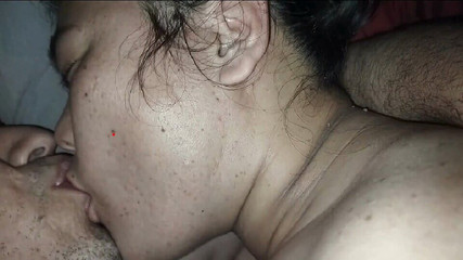 Cris Santana: जब आप शॉवर लेते हैं तो मैं तुम्हारी सौतेली मम्मी का मजा ले रहा हूं।