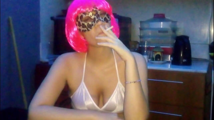 Sexoamateur: Rokende cigarrettes