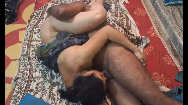 Sexy sindu: 인도 아름다운 마을 와이프 남친과 핫한 섹스