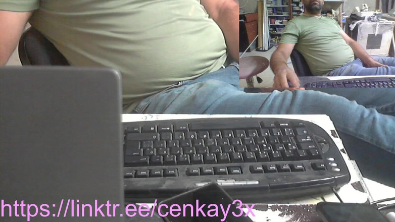 CenkAy: Papi war vor live-webcam