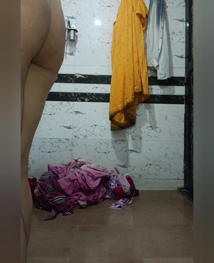 Priyahot77: bhabi Priya dalam video panas jari tepi