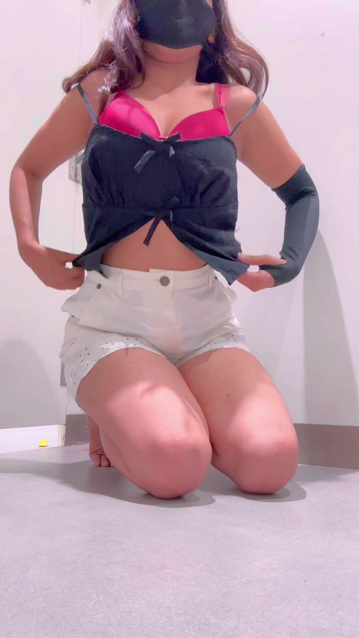 AngelSofia: 그녀의 큰 젖탱이와 완벽한 둥근 엉덩이를 보여주는 새로운 18살 인도 십대 누드 댄스 웹캠