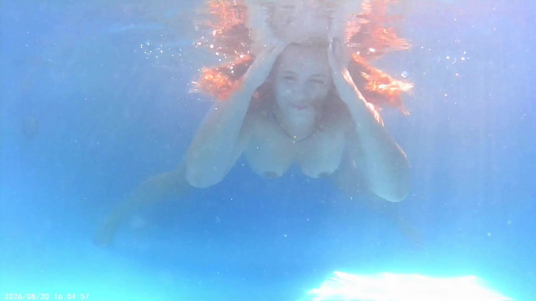 Sexy_Emeli: Underwater in Pool