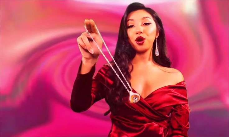 Empress Jennifer XO: Parit Minda yang memukul
