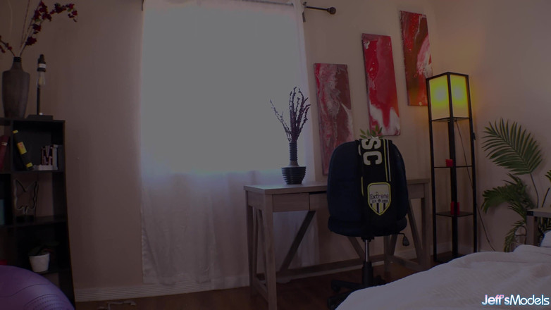 Jeff's Models: Gruba i soczysta murzynka Jaida Violet się wysiada