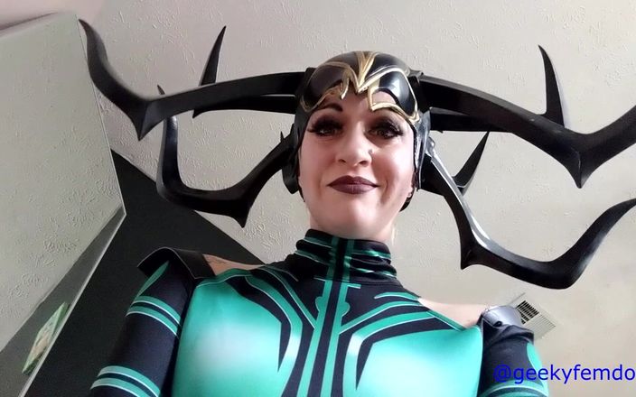 Geeky Femdom: Hela dominanter sieg