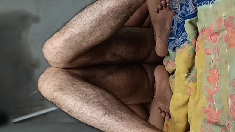 Rakul008: XXX Kiran Bhabhi Sat on My Penis and Got Freed...