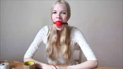 Selfgags classic: 年轻和调情的波兰宝贝的自我堵嘴会议！（第 1 集，总集 2）