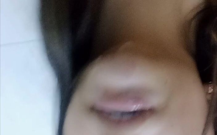 Prisila Devid: Pas lagi mandi bareng aku gini nih?