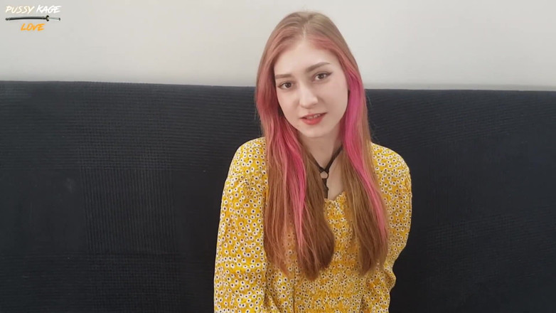 Your Naked Dream: Casting pink haired girl in jeans - hard mouth fuck