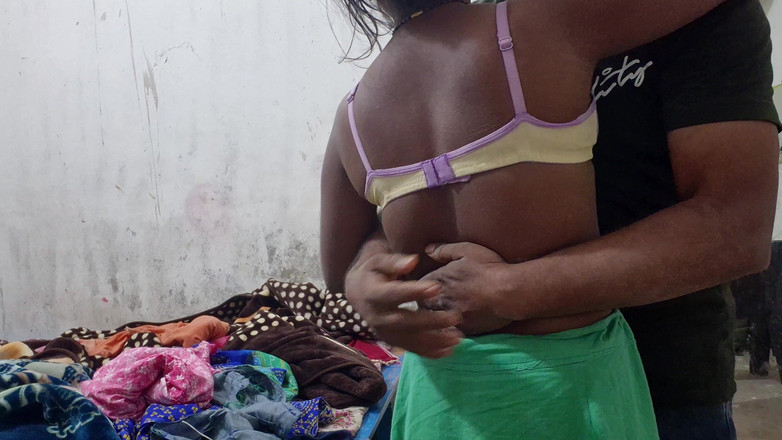 ExcitedWomen: インド・デシ・ホット・バービー・キ・チュダイ・モーニングタイム