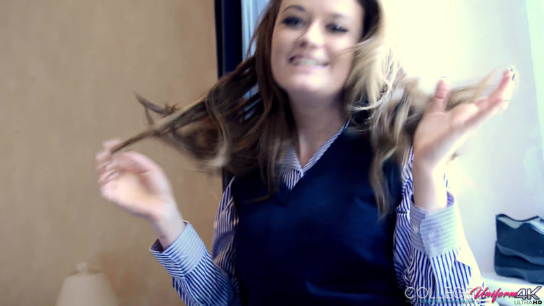 College Uniform: Footloose představuje Jess Impiazzi