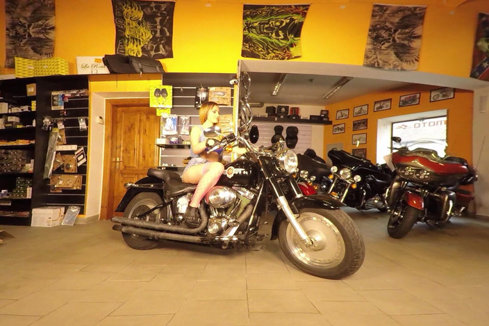 Bikes And Babes TV: 3dvr - Sonja