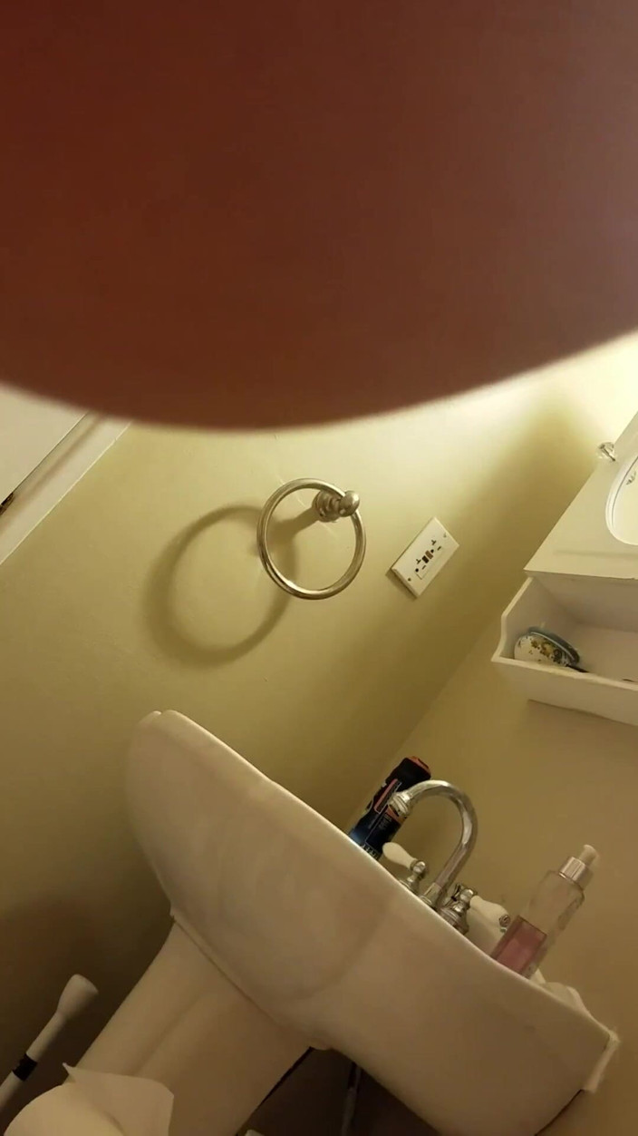 Mormon wife waterworks: Janelle si istri asli mormon lagi asik kencingin kamu - pov