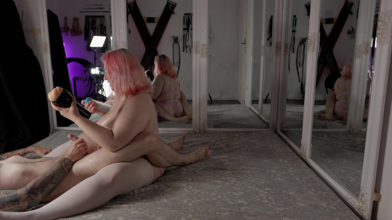 Alec Hardy: Milked with Sextoys