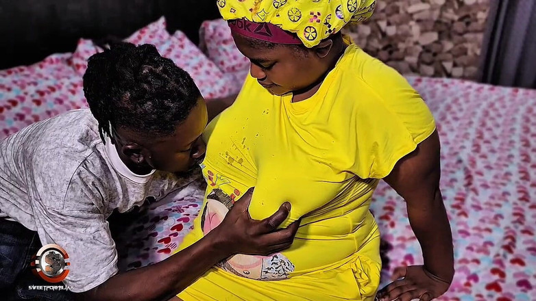 Tusweet9ja: Presh Folló a Un Extraño Que La Ayudó