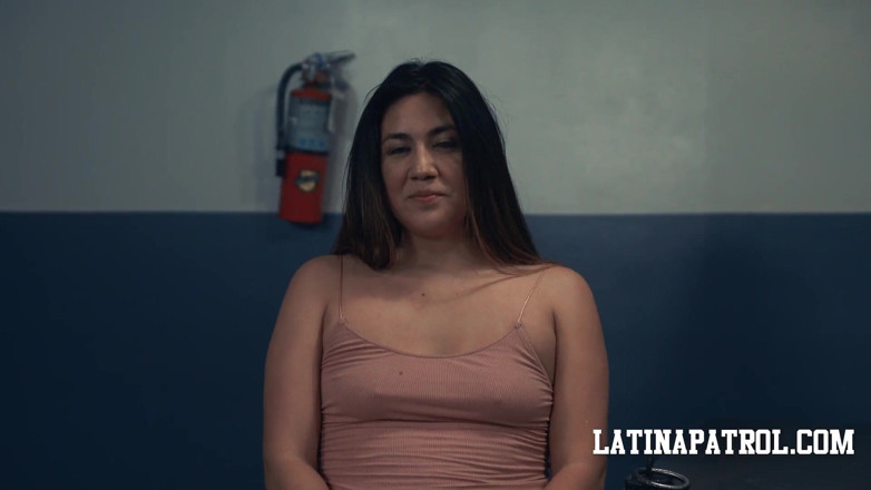 Operation Escort: Lexy Banderas - Atteggiamento adattato
