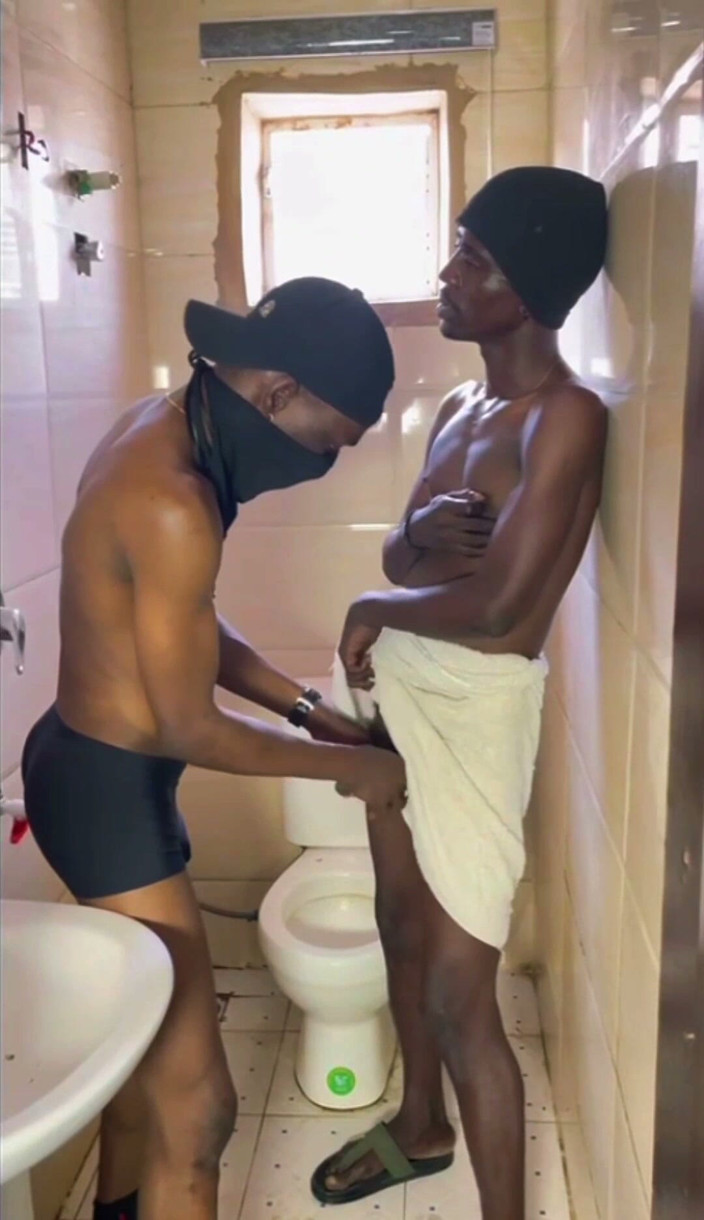 BLACKSHOOTERR: Chocolate Ebony Black Bareback Fucking...