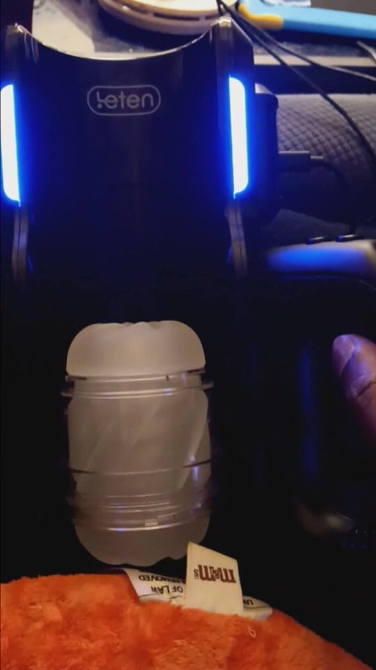 Beefstik: Nouveau Caresseur automatique