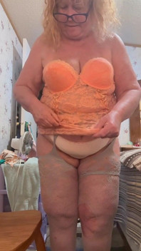 Getting Ready for a Cam Show Accentuating My Hickey Tits