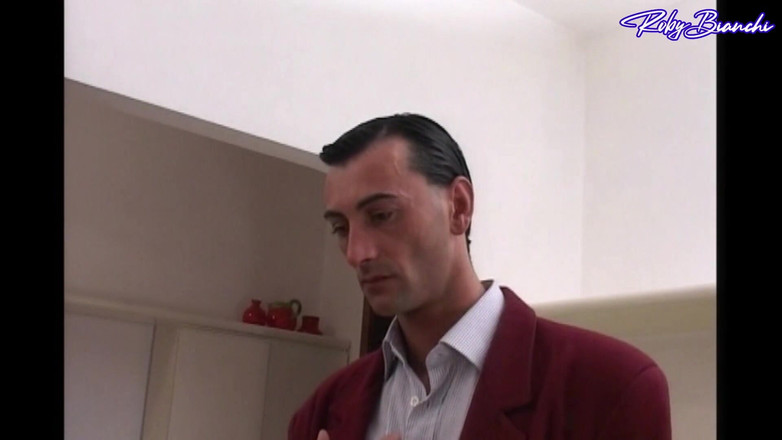 Topax Shemale Production: Mon mari se fait baiser par une trans pendant qu’il...