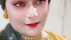 Mohni9: 热辣的Mohni人妖lahanga choli desi视频 由mohni9
