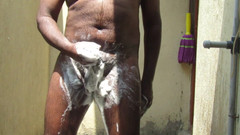 Tamil x cock: Heiße tamilische schwanz-mann-seifenmassage, um sperma zu lösen