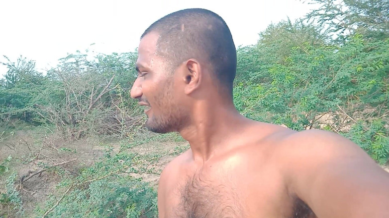 KUMBHA MANOJ KUMAR: Sueur complète sur le visage d’un garçon qui bouge sur...