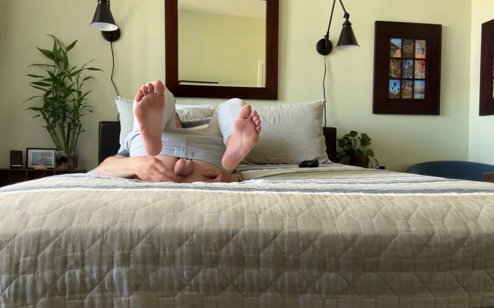 Hot Barefoot Dude: Wąchaj i smak moich seksownych gołych stóp