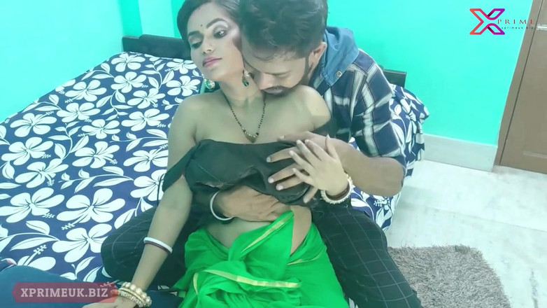 Indian Erotica: 美しい怒っているガールフレンドが犯される