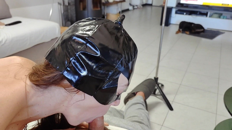 Yvonne: Vergnügen im hogtie