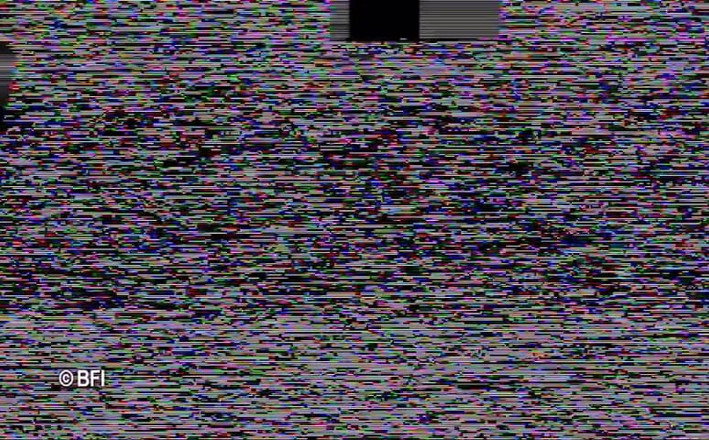 Fetish Tv: legată și gâdilată.