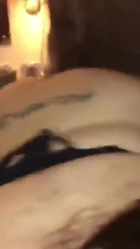 WildenglishBBW suce freakyBBC pendant que la grosse bite noire Nata4sex me doigte la chatte squirte