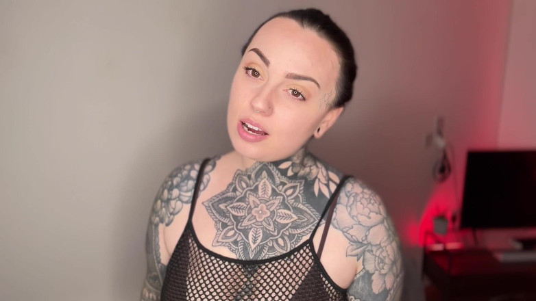 Miss Valentina: Șantaj fantasy call out