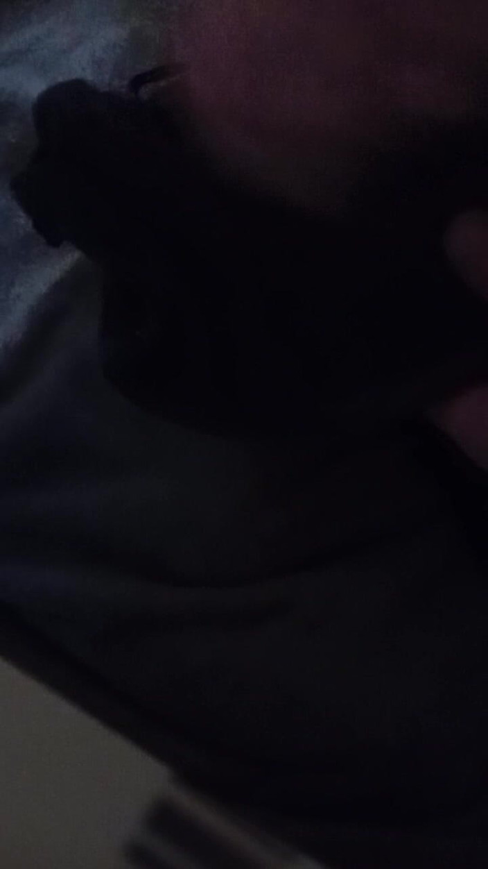 Cuminpanties22: Arkadaşlarımda kalın boşalma siyah sutyen yukarı itiyor