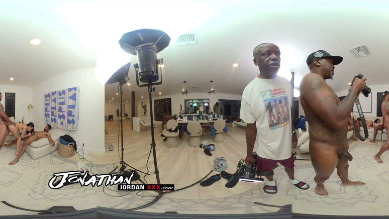 Jonathan Jordan: 360 - Orgie cu curvă Bts