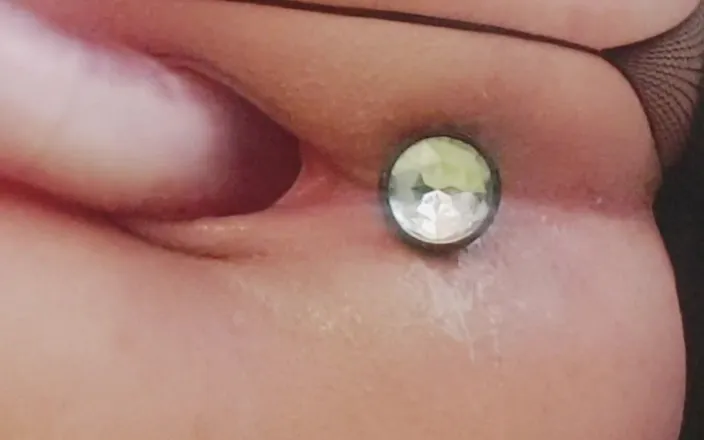 WildFlawiii: Good wife squirting pussy dripping wet