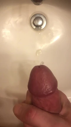 Adegan slow mo mani muncrat! Aku suka banget collab dan crot di dalam memek atau mulut, atau wajahku