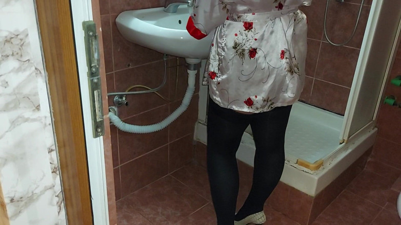 Step mommy: I Love It When My Stepmom Come to Visit Me...