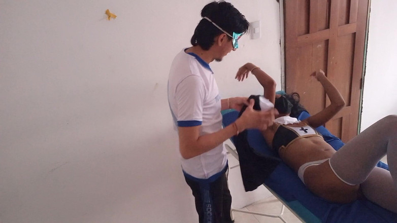 NEGRITA SEXY: O massagista deixa o pastor da nova religião eclesiástica muito...