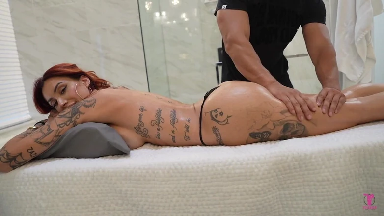 Teddy Tarantino: I Gave Tattoed Baddie Alby Rydes a Massage &amp; She Got...