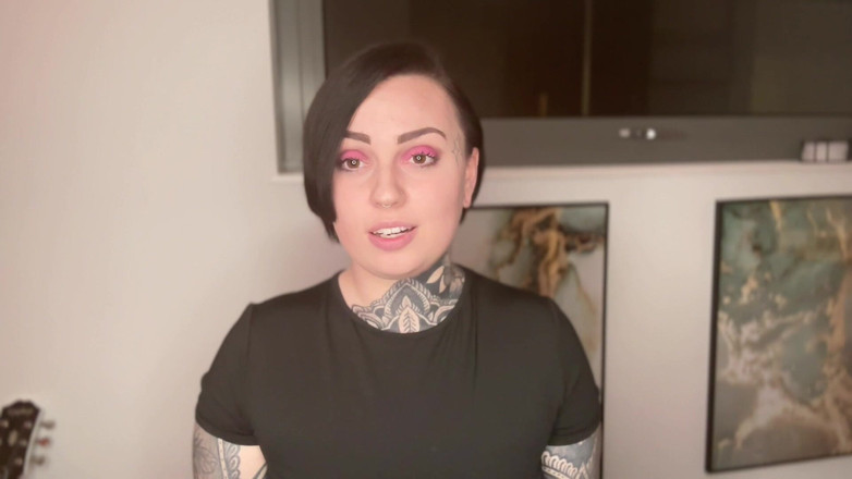 Miss Valentina: Bądź moją otyłą świnka