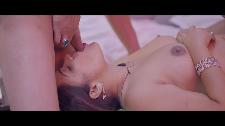 Triflicks: Sexy služka ošukaná majitelem, sexy indická služka ošukaná jejím majitelem