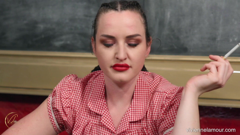 Vivienne l'Amour: Smoke mit mir - Vivienne l'amours rauchende verführung: POV-klassenzimmer-dominanz, WICHsanleitung