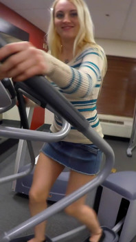 Kamilla Kaboose - up the Skirt Workout 4K